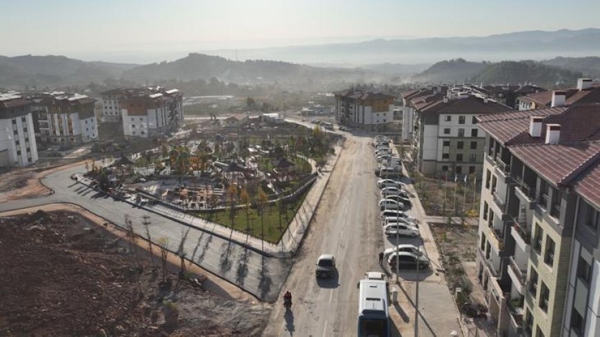 Deprem konutları için 36 milyar TL'lik yol yatırımı