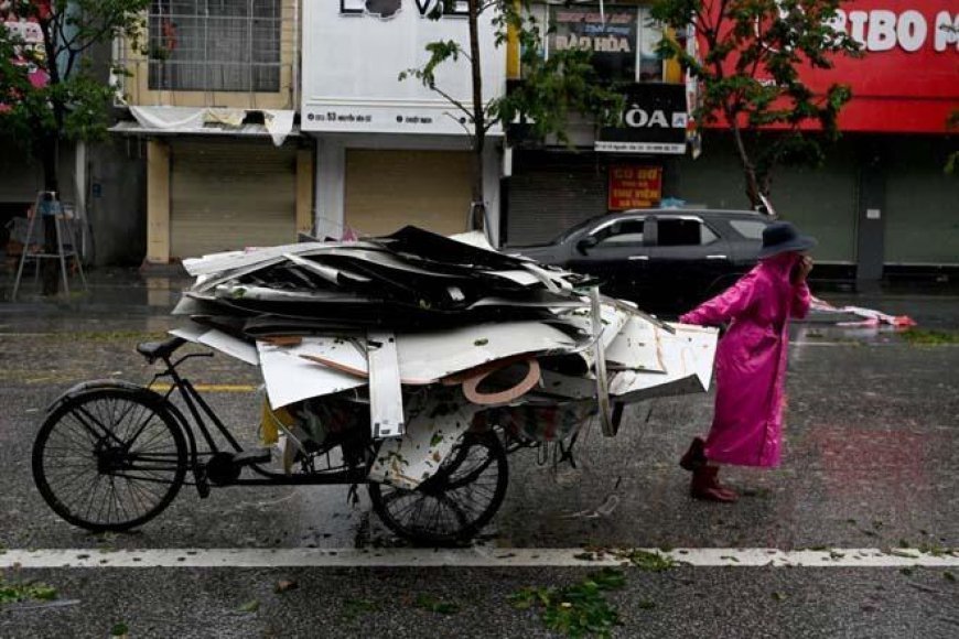 Vietnam'ı Kajiki Tayfunu esir aldı! Binlerce kişi tahliye ediliyor