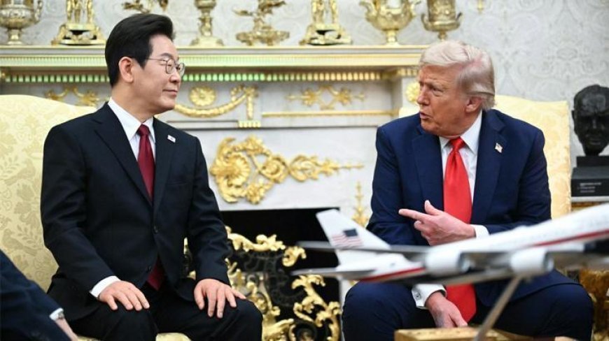 Son Dakika! Güney Kore liderini ağırladı, Kuzey Kore liderini övdü