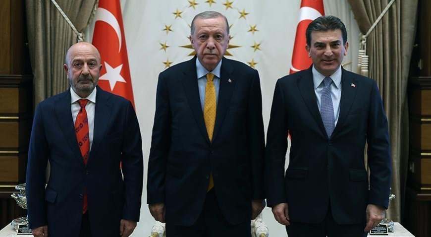 Cumhurbaşkanı Recep Tayyip Erdoğan, OYAK Heyeti'ni kabul etti