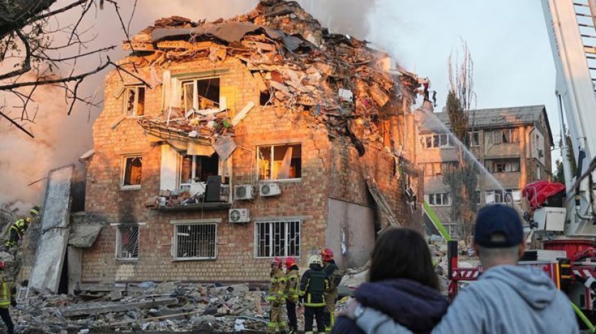 Son dakika! Kiev'e gece saldırısı: 1'i çocuk 8 ölü