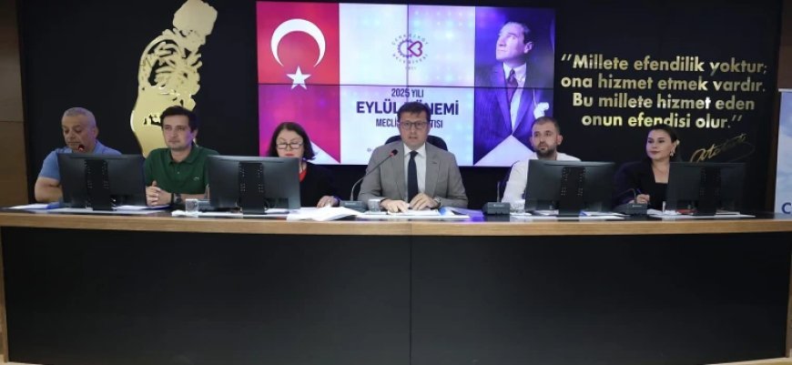 ÇERKEZKÖY BELEDİYE MECLİSİ EYLÜL AYI İLK OTURUMUNDA 4 ADET KADRODA DERECE DEĞİŞİKLİĞİNİ GÖRÜŞTÜ