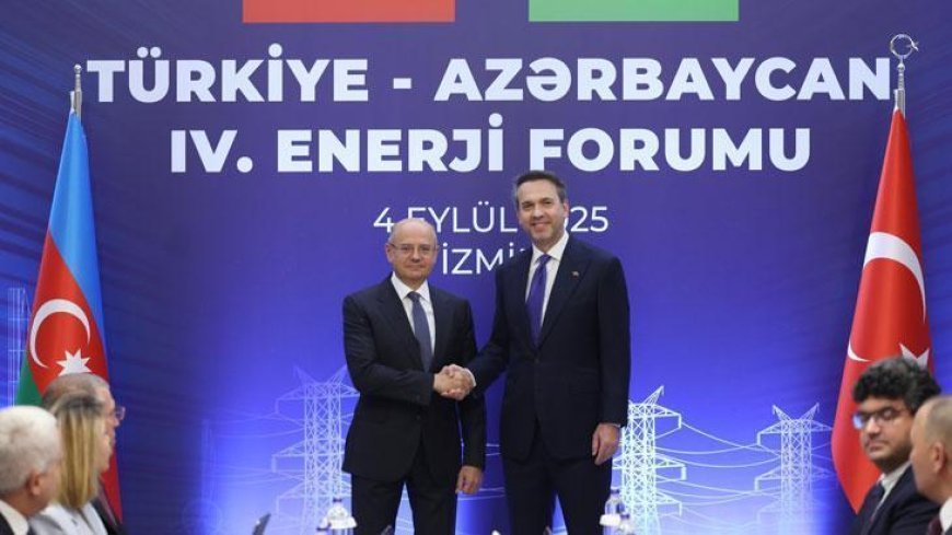 Bakan Bayraktar, İzmir'de Azerbaycanlı mevkidaşı Şahbazov ile basın toplantısı düzenledi