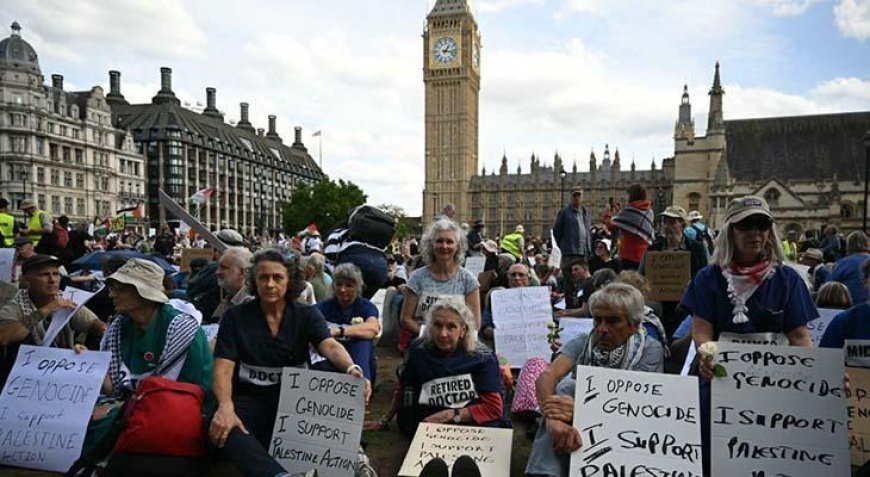 İngiltere'de 'Palestine Action' eylemi: Çok sayıda kişi gözaltında!