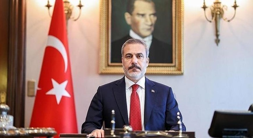 Dışişleri Bakanı Hakan Fidan, göreve yeni başlayan İngiliz mevkidaşı Cooper'ı tebrik etti