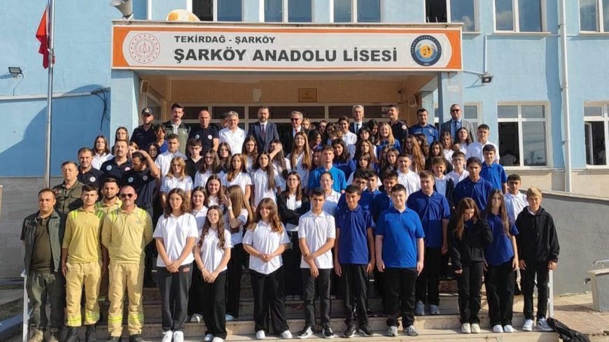 Şarköy'de öğrencilere orman yangını bilgilendirmesi