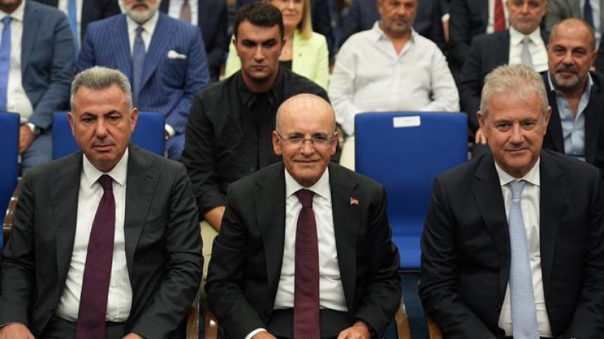 Bakan Şimşek, İzmir'de iş insanlarıyla buluştu