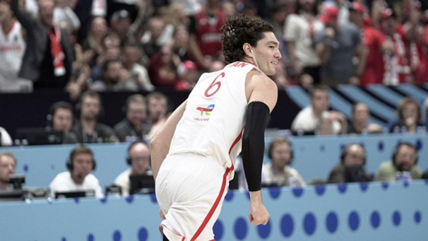 Üçlük kralı Cedi Osman!