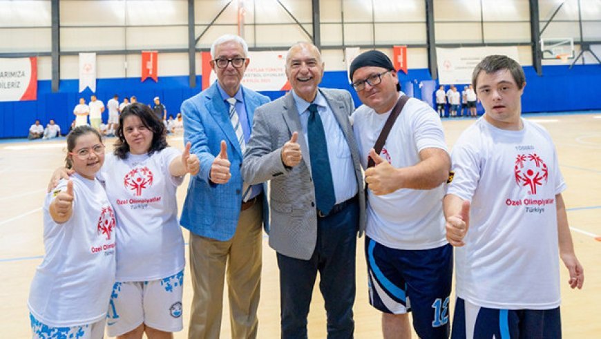 Özel sporcular Antalya’da basketbol fırtınası estirdi