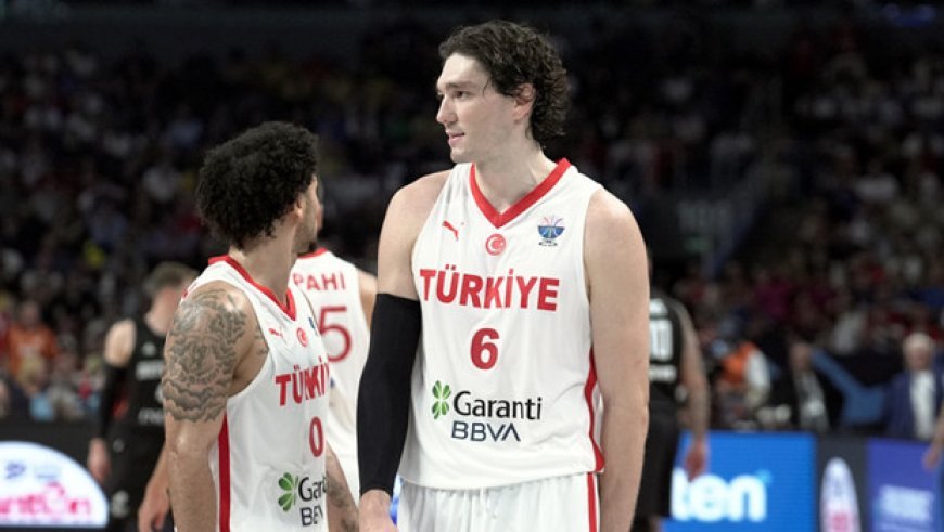 Cedi Osman, Hürriyet'e konuştu: 12 Dev Adam efsanesi yeniden canlandı