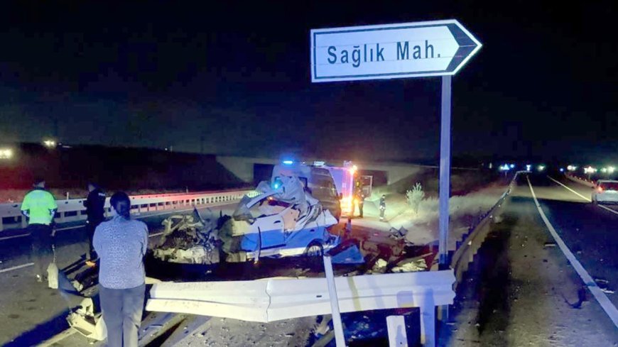 Tekirdağ'da bariyere çarpan otomobilin sürücüsü öldü