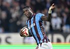 Trabzonspor'un kritik maçta gol güvenceleri Onuachu ve Augusto