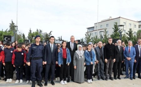 ŞEHİT KOMİSER YARDIMCISI ERDEM UÇAR, KABRİ BAŞINDA ANILDI