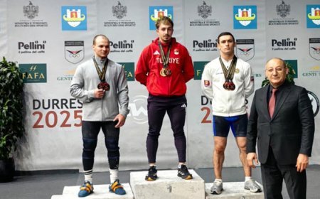 Milli halterci Yusuf Fehmi Genç, Avrupa şampiyonu oldu!