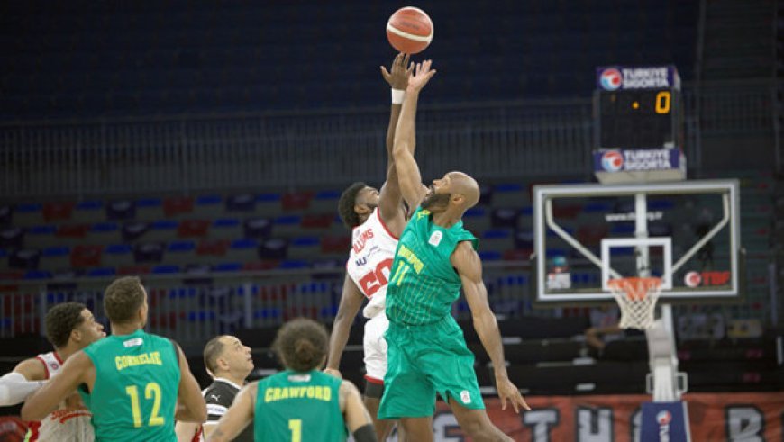 Esenler Erokspor, Bahçeşehir Koleji'ni deplasmanda devirdi!