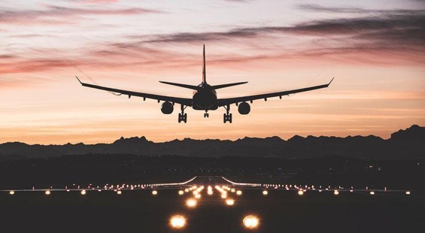 Havada panik: Uçak ani irtifa kaybı yaşadı, yolcular hastaneye kaldırıldı!