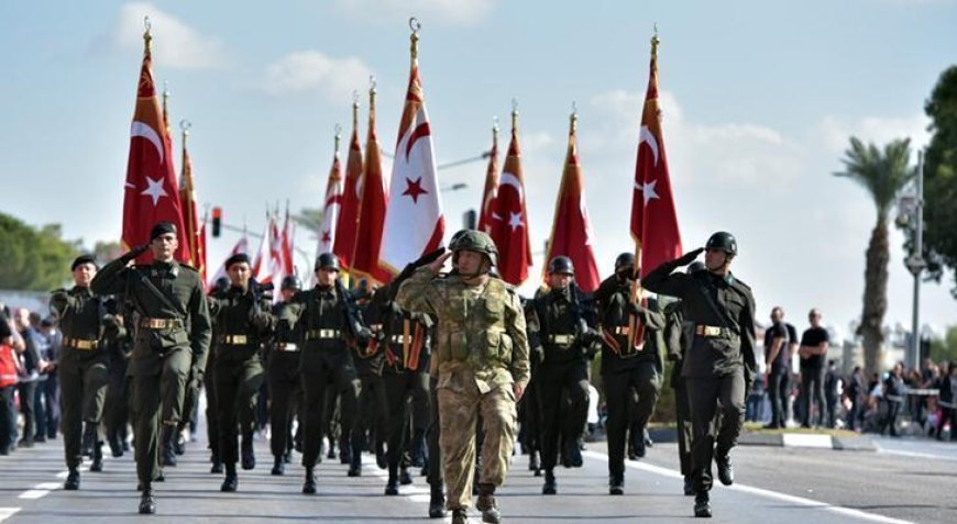 KKTC'nin kuruluşunun 42'nci yılı törenlerle kutlanıyor: 'Milli davamıza sahip çıkıyoruz'