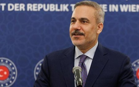 Dışişleri Bakanı Hakan Fidan'dan Türkiye'nin Viyana Büyükelçiliği'ne ziyaret