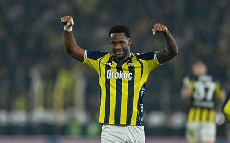 UEFA'dan Jhon Duran'a ceza!