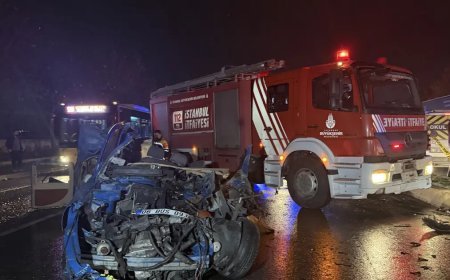 Başakşehir'de beton mikserinin 4 araca çarptığı kazada 2 kişi öldü