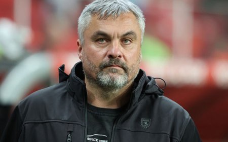 Thomas Reis'ten maç sonu tepki: 'Skandal, VAR'dakiler yemek mi yiyordu?'