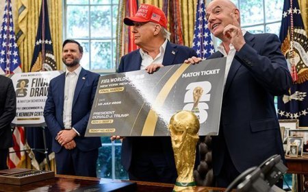 ABD Başkanı Trump'ı sevindiren haber! Nobel'i alamadı ama FIFA Barış Ödülü'nü kaptı