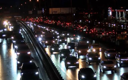 İstanbul'da trafik durma noktasına geldi