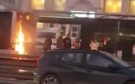 İstanbul'da metrobüste çıkan yangın söndürüldü