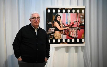 SON DAKİKA HABERLER: Ünlü şarkıcının kıyafetleri ölümünden sonra 970 bin dolara satılmış! Acılı baba, 'eski arkadaşlara' dava açtı