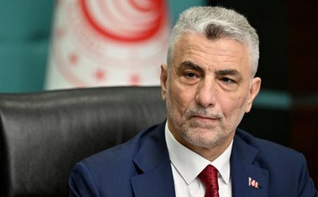 Ticaret Bakanı Bolat: İhracatçımızın finansmana ulaşmasını desteklemeye devam edeceğiz