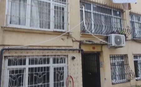 Fatih'te 4 katlı binanın zemininde çökme meydana geldi