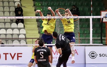 Akkuş Belediyespor: 0-3 Fenerbahçe Medicana maç sonucu (Voleybol SMS Grup Efeler Ligi)