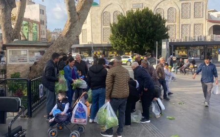Ücretsiz dağıttı, dakikalar içinde tükendi. Tepki olarak yaptı