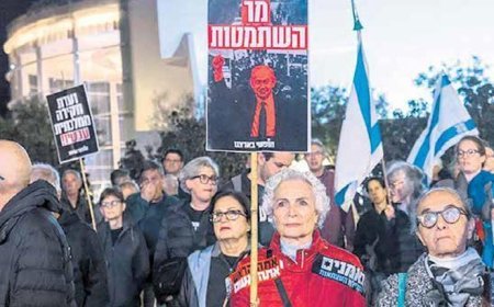 İran’a yeni saldırı peşinde