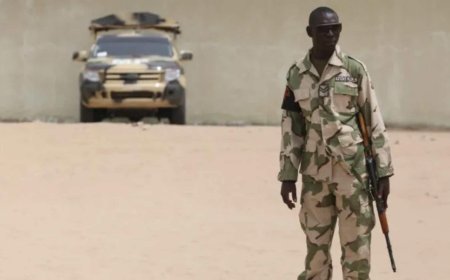 Afrika'da korkunç olay! Camiye bombalı saldırı: Çok sayıda ölü var