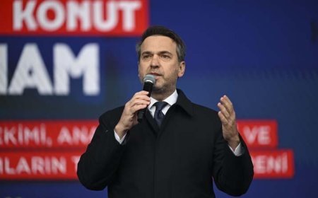 Bakan Bayraktar: Bu büyük asrın inşasını ancak AK Parti ve Cumhur İttifakı yapardı