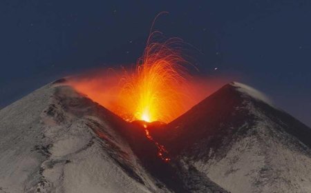 Avrupa'nın en aktif yanardağı yine patladı! Kırmızı kodlu uyarı geldi
