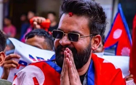 Eski rapçi başbakan olmaya hazırlanıyor! Z kuşağı devrimi sonrası iktidara yürüyecek