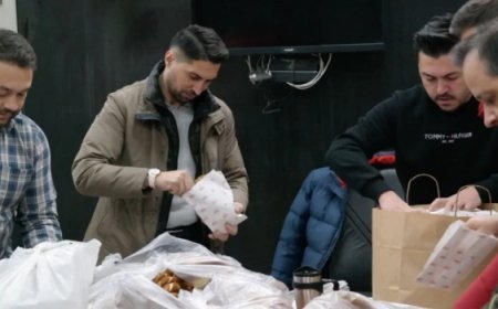 CHP ÇERKEZKÖY’DEN SABAH MESAİSİ: İŞÇİLERE SİMİT DAĞITARAK HAYAT PAHALILIĞINA DİKKAT ÇEKİLDİ