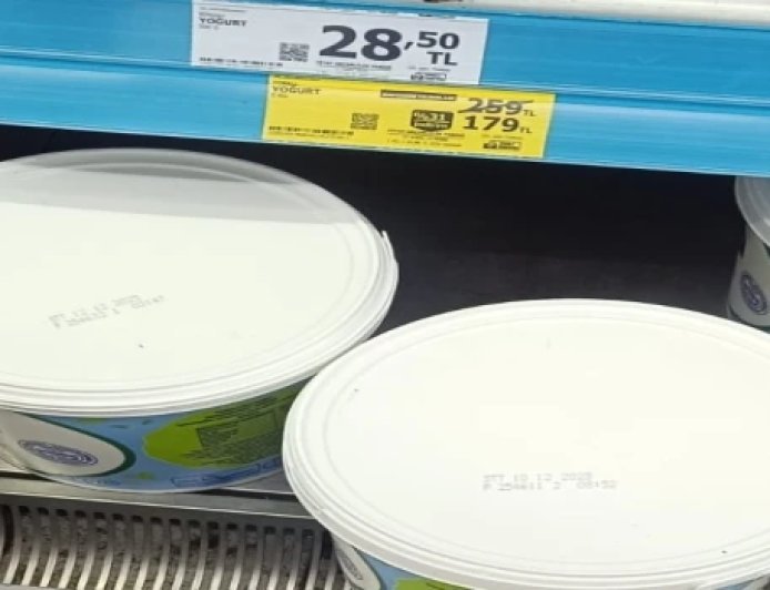 VATANDAŞLARDAN TARİHİ GEÇMİŞ ÜRÜN İDDİASI: KÖSEM MEVKİİ’NDEKİ MARKET TEPKİ ÇEKTİ