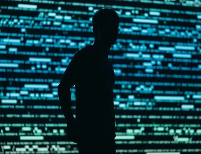 Risk büyüyor. Yapay zekalı tarayıcılar bizi nasıl gözetliyor?