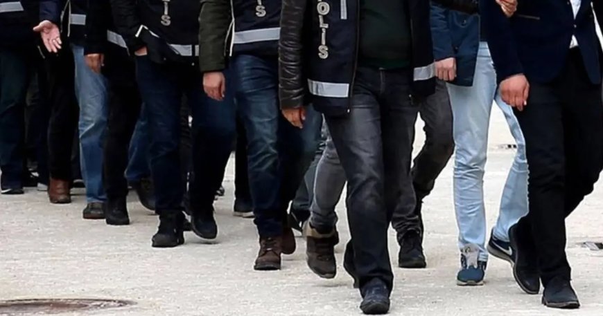 Sahte banka reklamlarıyla dolandırıcılık. 18 şüpheli yakalandı