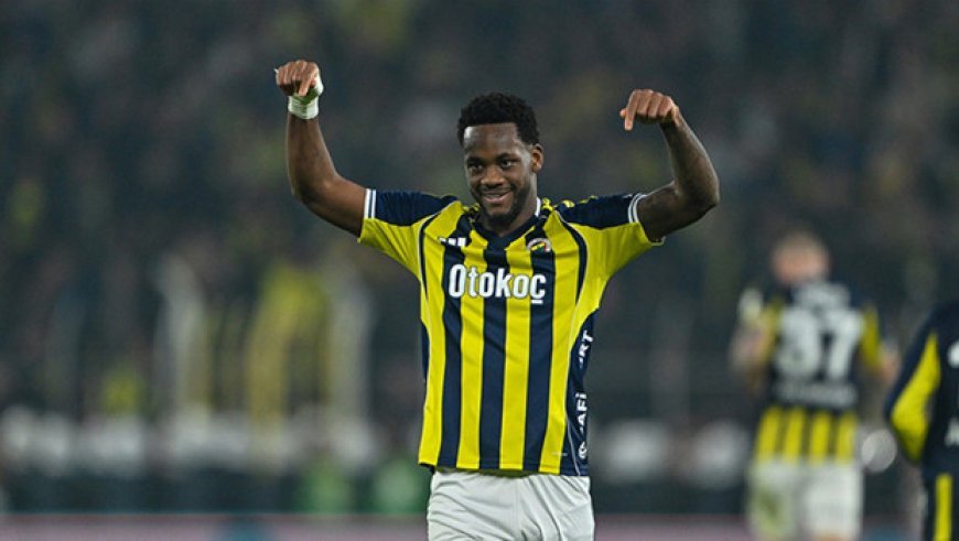 UEFA'dan Jhon Duran'a ceza!