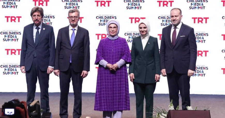 Emine Erdoğan'dan "sosyal medya" ve "dijital oyun" uyarısı