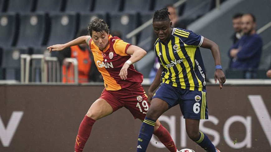 Kadınlar derbisinde Fenerbahçe, Galatasaray'ın yenilmezlik serisine son verdi!