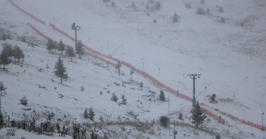 Uludağ ve Kartalkaya beyaza büründü