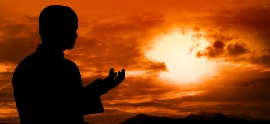 PROF. DR. YENİTERZİ: “TASAVVUFTA HOŞGÖRÜ TAHAMMÜL DEĞİL, EDEPTİR”