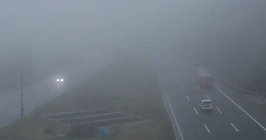 Bolu Dağı'nda göz gözü görmüyor, görüş mesafesi 35 metreye düştü