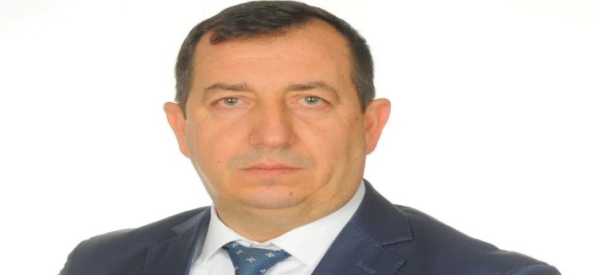 YILMAZ ARAT ADAYLIĞINI AÇIKLADI