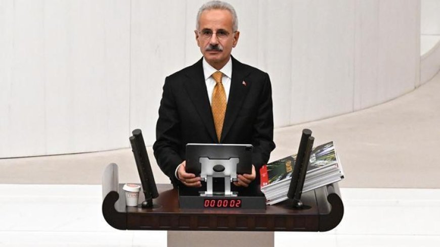 Bakan Uraloğlu: Türkiye ticaretin rotasını çizen, yönünü tayin eden büyük bir ülke